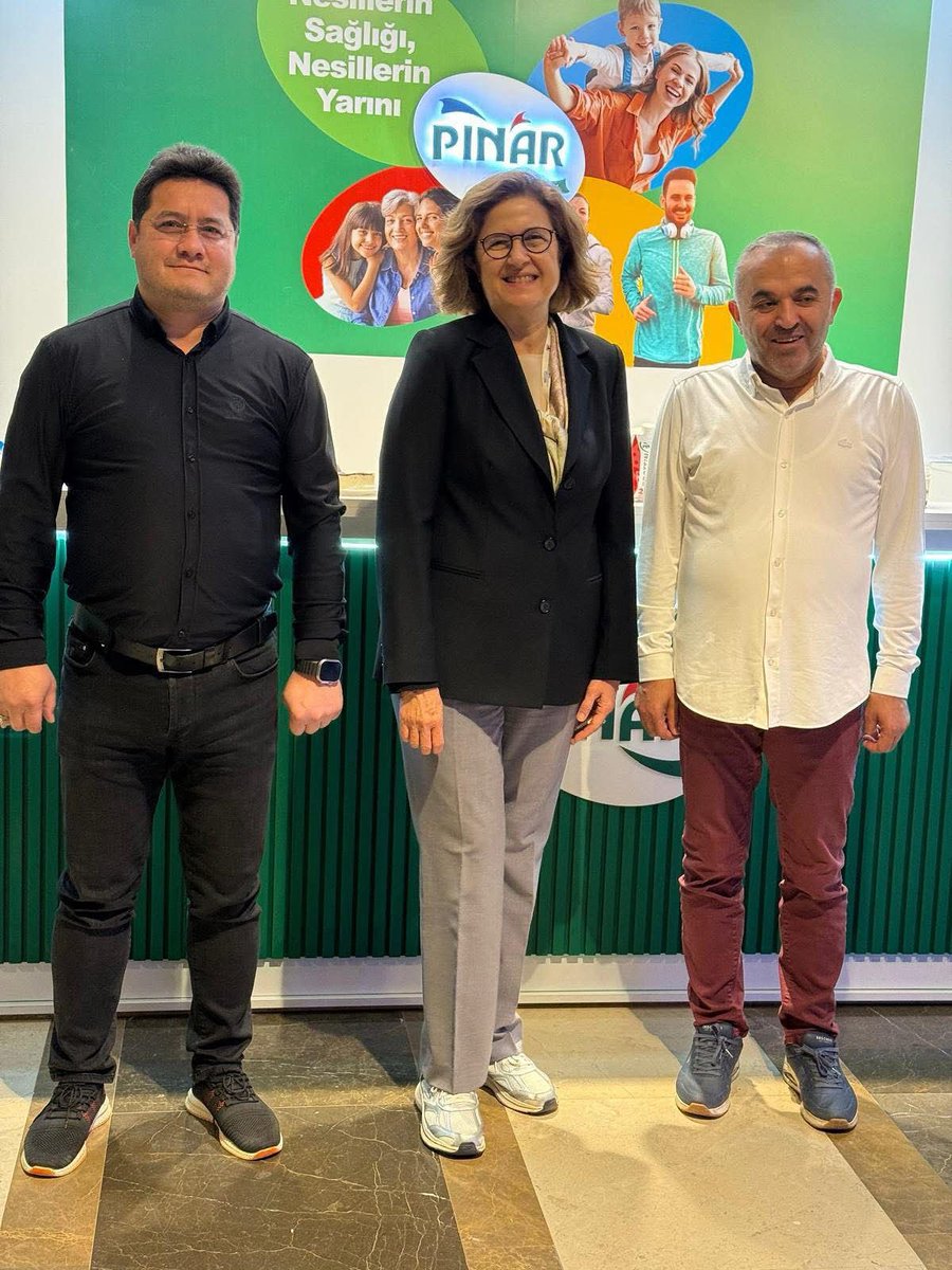 Pınar Süt Yönetim Kurulu Başkanı hemşerimiz ve Uluslararası bir markanın sahibi olması bizleri gururlandıran Sayın İdil YİĞİTBAŞI hanımefendiyle Süt Zirvesi Kongresinde görüştük.
