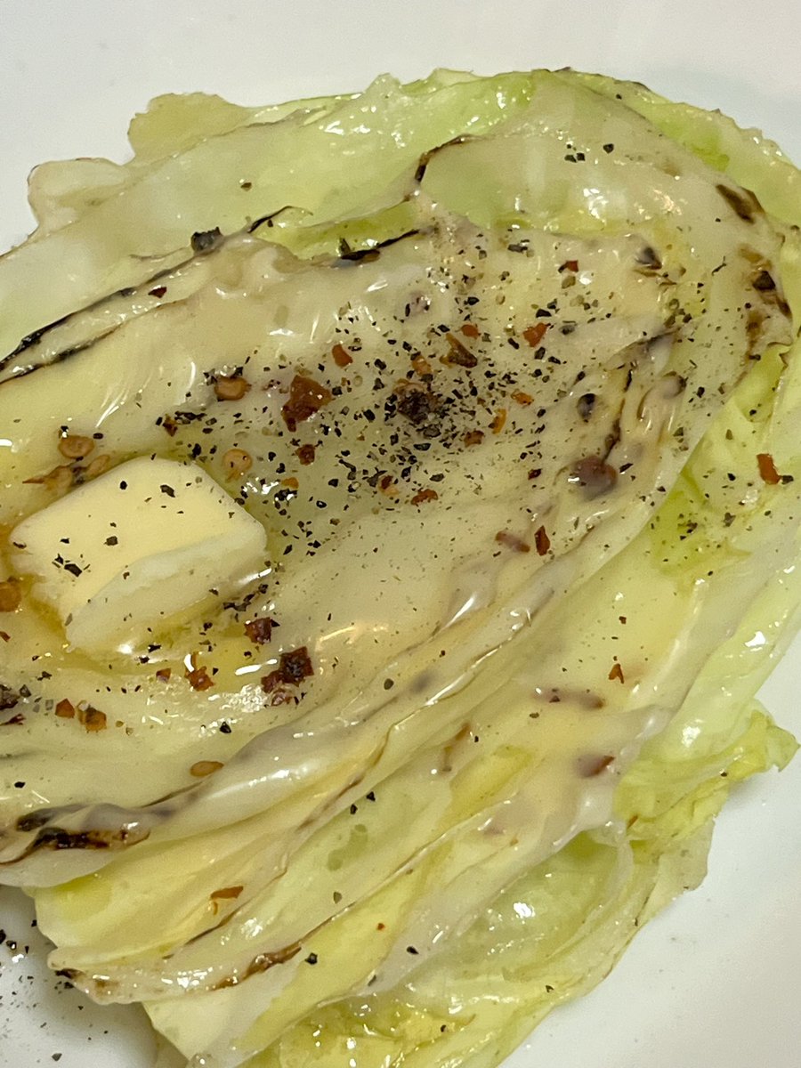 ooiisisisoso's tweet image. 입맛 없는 날… 하나 구워먹으면 입맛생김🤤