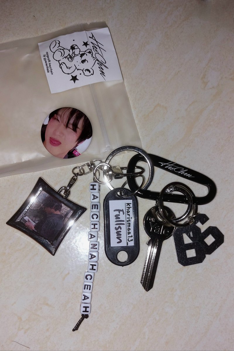 Sebagus ini keyring Haechanahceah nya😭🫶🏻
Thank a lot kak <a href="/gyanenkala/">Nisy.ᐟ🫩 #TASTE</a> 🫰🏻🥰

Dipake sayang ini mah 😭🤭