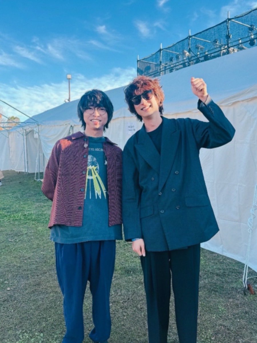 海津が素敵なところだということがとてもよくわかるフェスでした。観てくれたみんなありがとう。佳奈ちゃんのカレーと、歌詞太郎くんとの2ショットと、ベリグRoverくんが撮ってくれた写真を添えて。短い時間で色んな人に会えて嬉しかった。