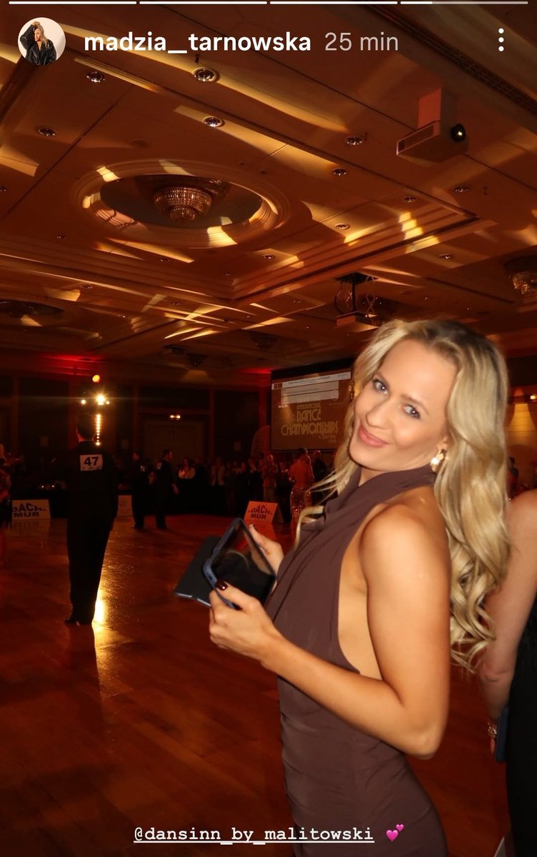 louiehouse_'s tweet image. Madzia jest taka śliczna 😭😭