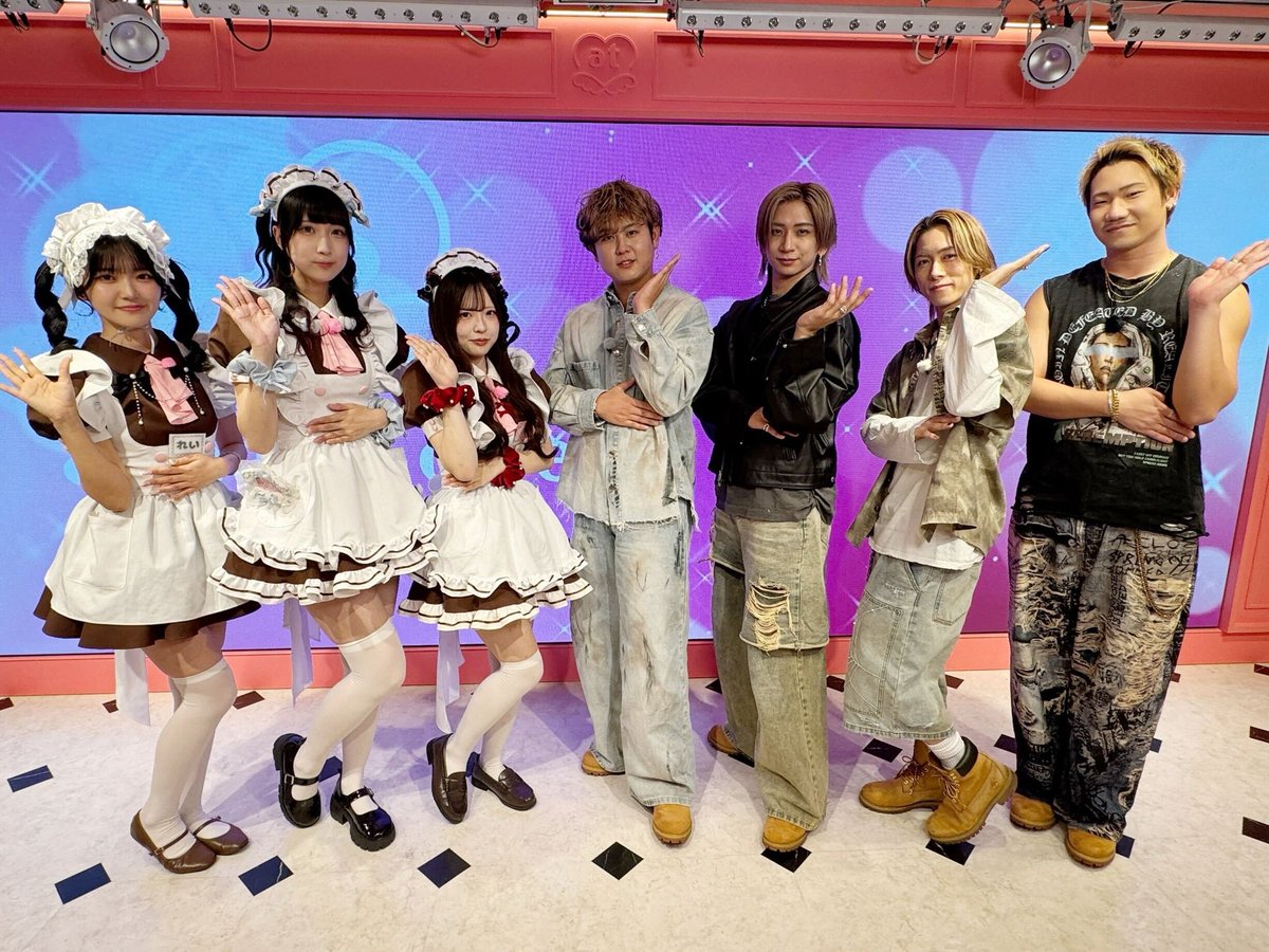 athome_cafe's tweet photo. ＼\ 📺Cool-Xの #クロスしようぜ /／
🕐11月29日（土）午前1:29～

名古屋大須本店メイド3名が出演📺ˊ˗
うめ @maid_ume
みつき ＠maid_mitsuki 
れい @maid_rei1 

Cool-X（@CoolX_OFFICIAL）の皆さんにお給仕させていただきました(🎀ᴗ͈ˬᴗ͈)っ☕💕

▼番組HP
https://t.co/Wf5Zke2y3D https://t.co/MHnIMHitMQ