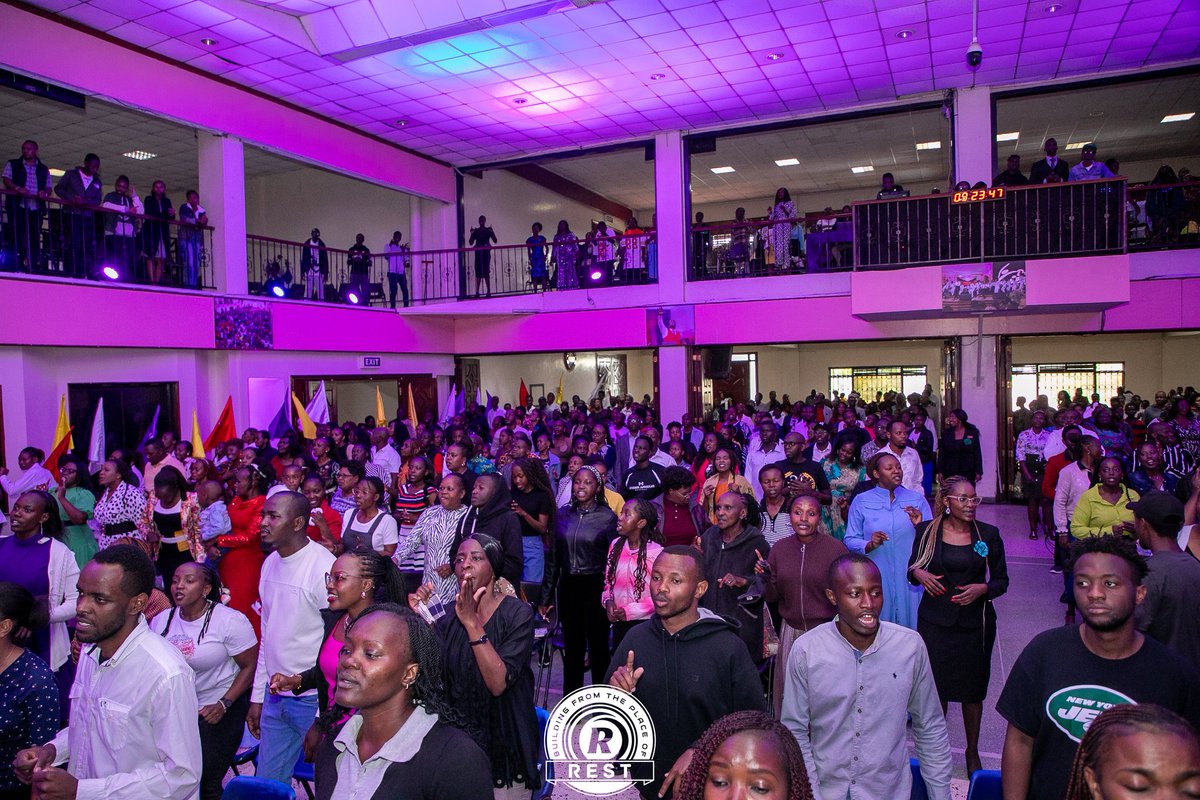 At the grave Jesus conquer it all for us
#21DaysOfGlory
.<a href="/JccKenya/">JCC Parklands</a> 
.<a href="/PstPMwaniki/">Peter Mwaniki</a>