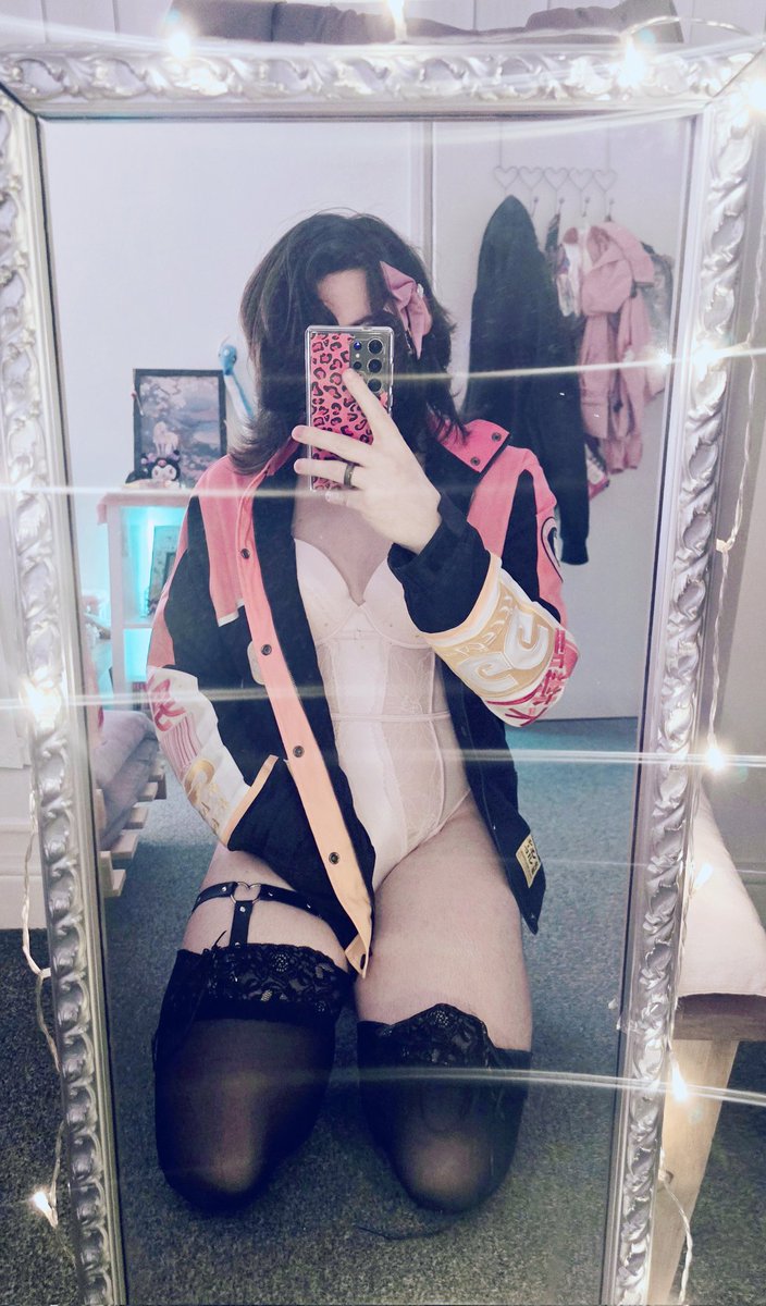 PervertGloss's tweet photo. Had a lot of fun with this set 💖✨️ https://t.co/3UnP7cPSwm