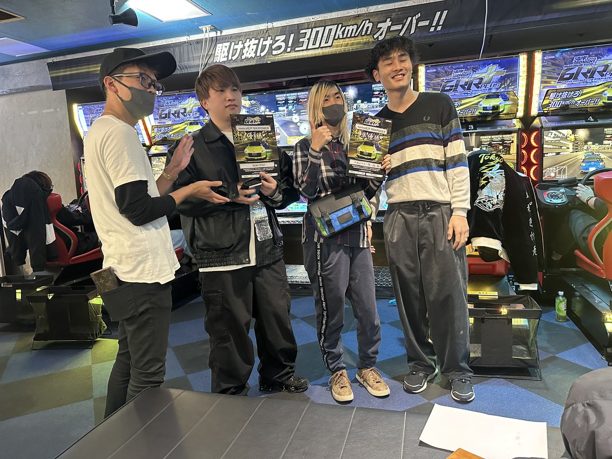 kusupiFD3S's tweet image. 本日はナムコ松戸MAXPOWERにご参加頂いたプレイヤー様の皆様、そしてそれをサポートしてくださりました運営様、ありがとうございました☺️🙇‍♀️

今回トーナメント32人前枠埋まりまして私としてもとても嬉しく思います！☺️…