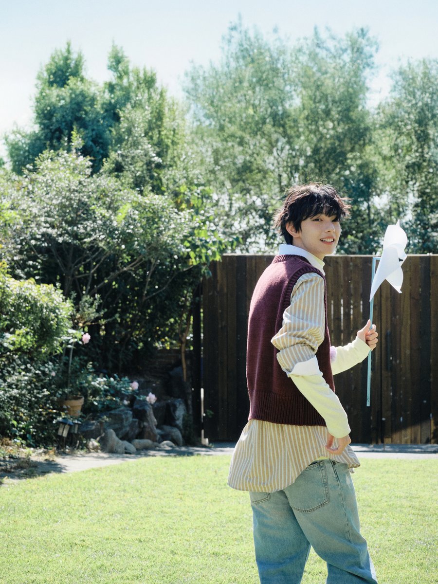 cliyu_official's tweet image. ⠀
˚   ✨    ｡˚      ˚ 
˚  ₊   _/﹋\_   ₊  ✨    
  ✨૮( ᵔ ᗜᵔ )ა     ｡  
₊˚｡    c(“)(“)   ₊ ˚ 

2025. 12. 03 6PM (KST)
CHUEI LI YU SINGLE ALBUM 
┊
☆ 𝑺𝑾𝑬𝑬𝑻 𝑫𝑹𝑬𝑨𝑴 : CONCEPT PHOTO #1 (SWEET ver.)

#최립우 #CHUEILIYU 
#SWEET_DREAM