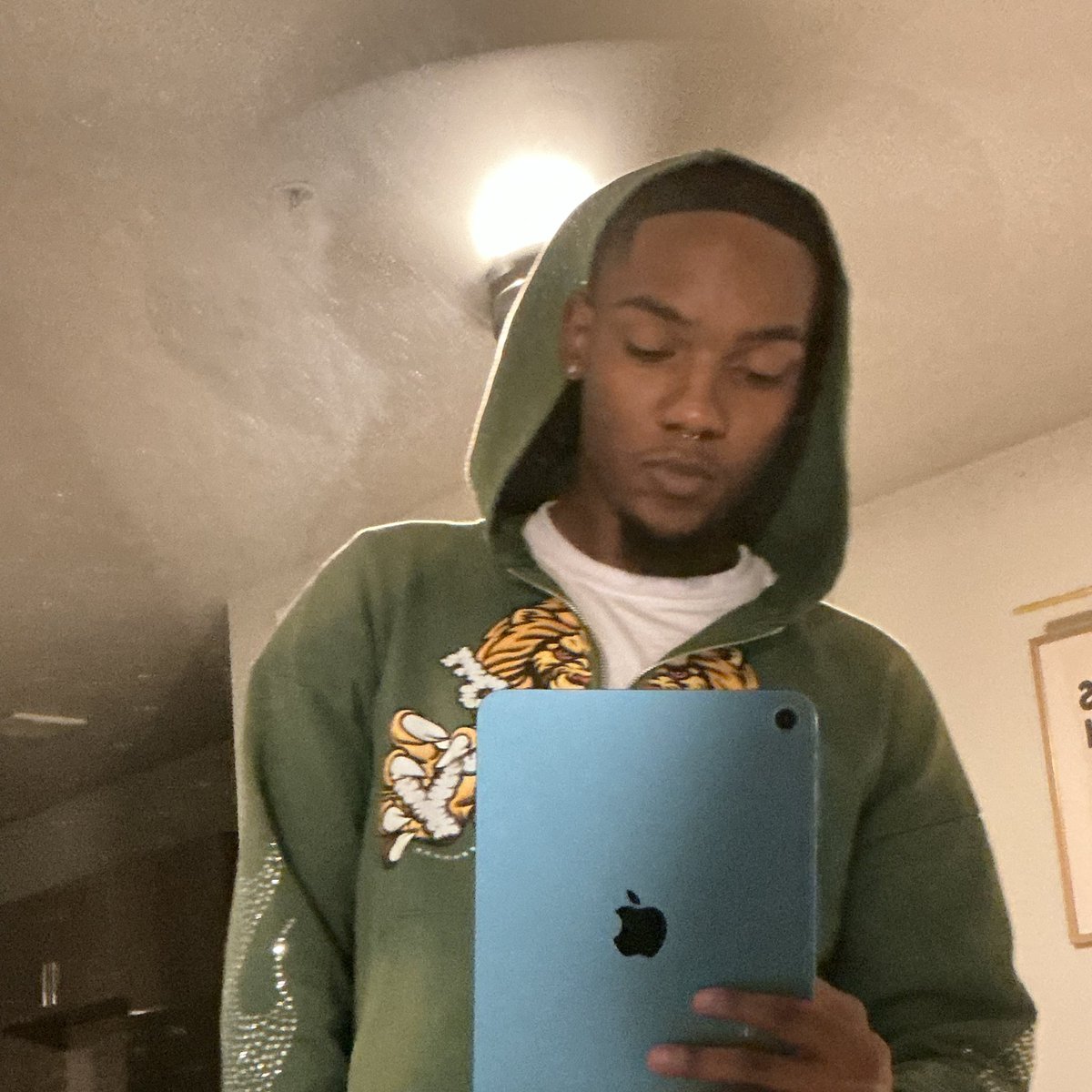 1Wayoftrayy's tweet photo. 3:35 AM https://t.co/i6HGQ43bbi