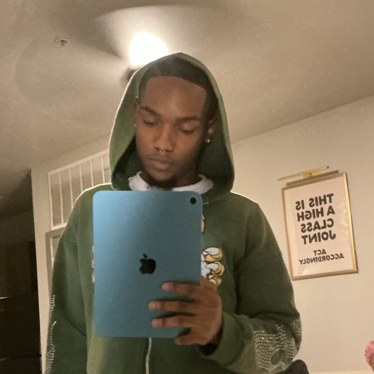 1Wayoftrayy's tweet photo. 3:35 AM https://t.co/i6HGQ43bbi