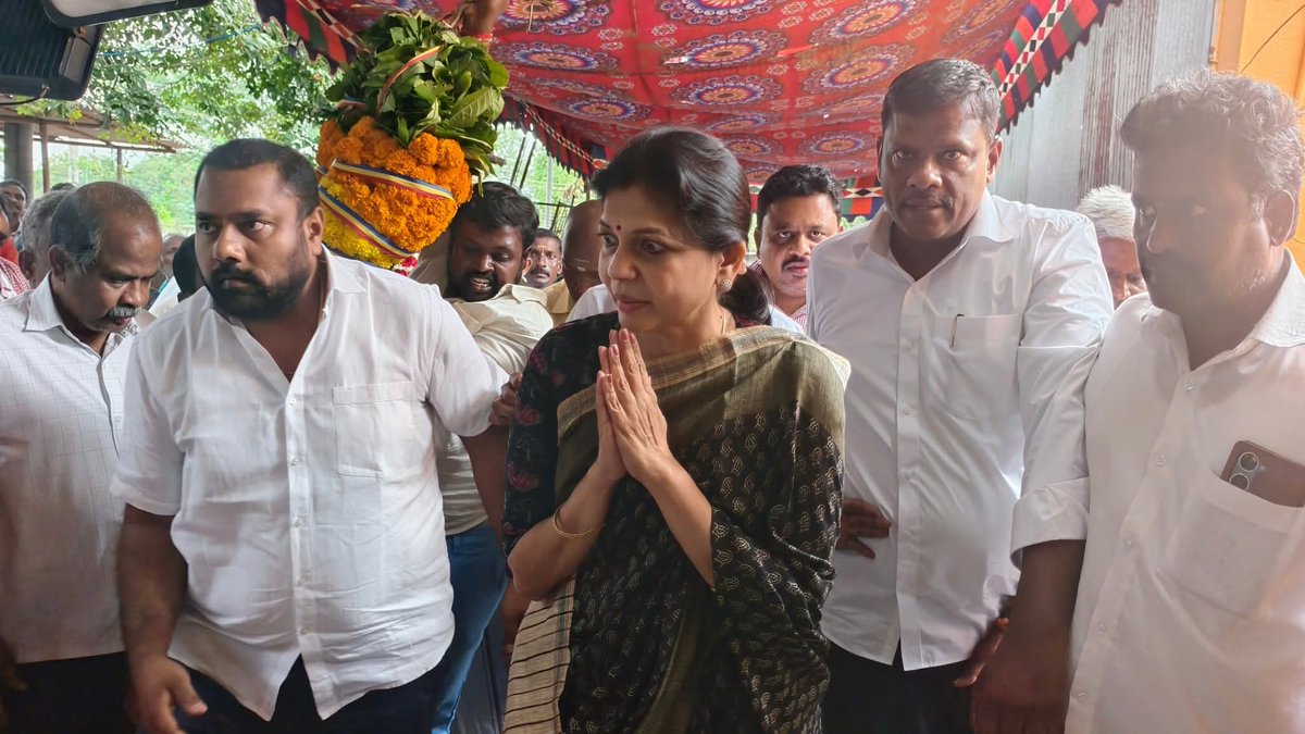 Narenkumar_Ravi's tweet image. பாமகவின் மூத்த முன்னோடி செஞ்சி  சட்டமன்றத் தொகுதி வேட்பாளர் மே.பெ.சி.ராஜேந்திரன் அவர்களின் உடலுக்கு அஞ்சலி செலுத்திய பசுமை தாயகம் தலைவர் முனைவர்  @Sowmiyanbumani  அவர்கள்!