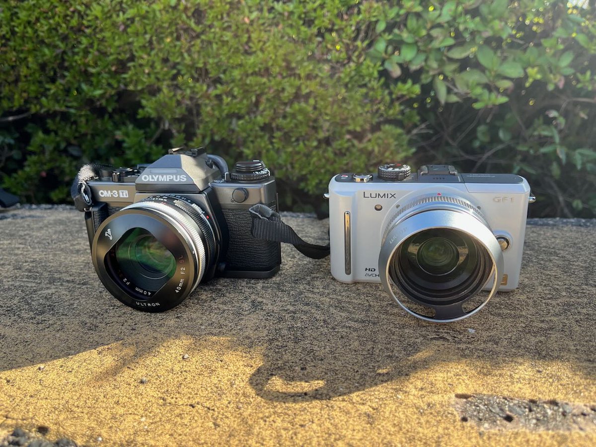 lc575able's tweet image. 鳥取県東伯郡湯梨浜（ゆりはま）町に行ってきました。

出雲山展望台からの東郷池の眺めです。左手奥に大山、右手奥に国道沿いの風車が見えます。

東郷池です。

近所の中華料理店「松園」でチャーシュー麺を食べました。

デジカメはLUMIX GF-1、フィルムカメラはOlympus OM-3Tiです。