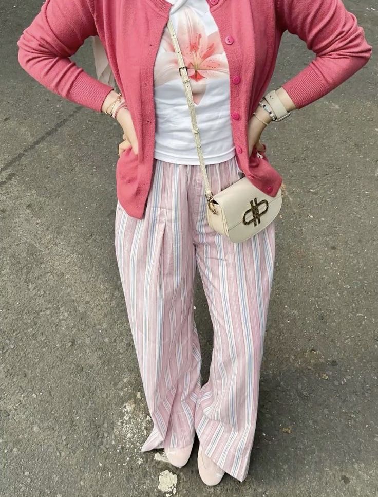 1950est's tweet photo. comfy outfit 

a thread https://t.co/9ymCBBDnfa