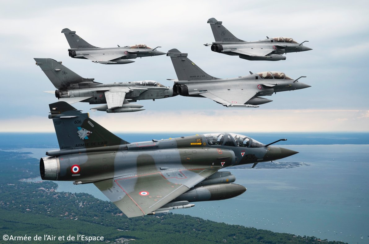 ☢️🇫🇷Risquer Paris pour Varsovie et Tallinn ?🇵🇱🇪🇪🇪🇺

Aujourd'hui, voyons ensemble pourquoi plus qu’une considération idéologique ou politicienne, la fameuse « dimension européenne » de nos intérêts vitaux et la défense du flanc Est de l’Europe sont une nécessité stratégique pour