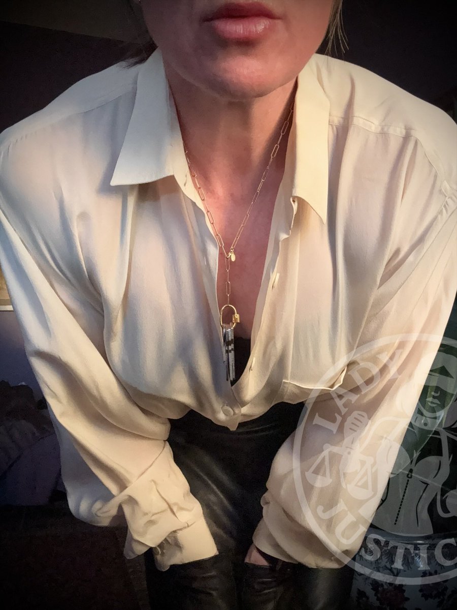 JusticePunishes's tweet photo. If I catch you trying to sneak a glance down my blouse you will be punished with lines, or perhaps the tawse…. Which do you prefer boy, a cramping hand or a stinging bottom? #linewritingpunishment #linewriting #spanking https://t.co/DpIWGyg00A