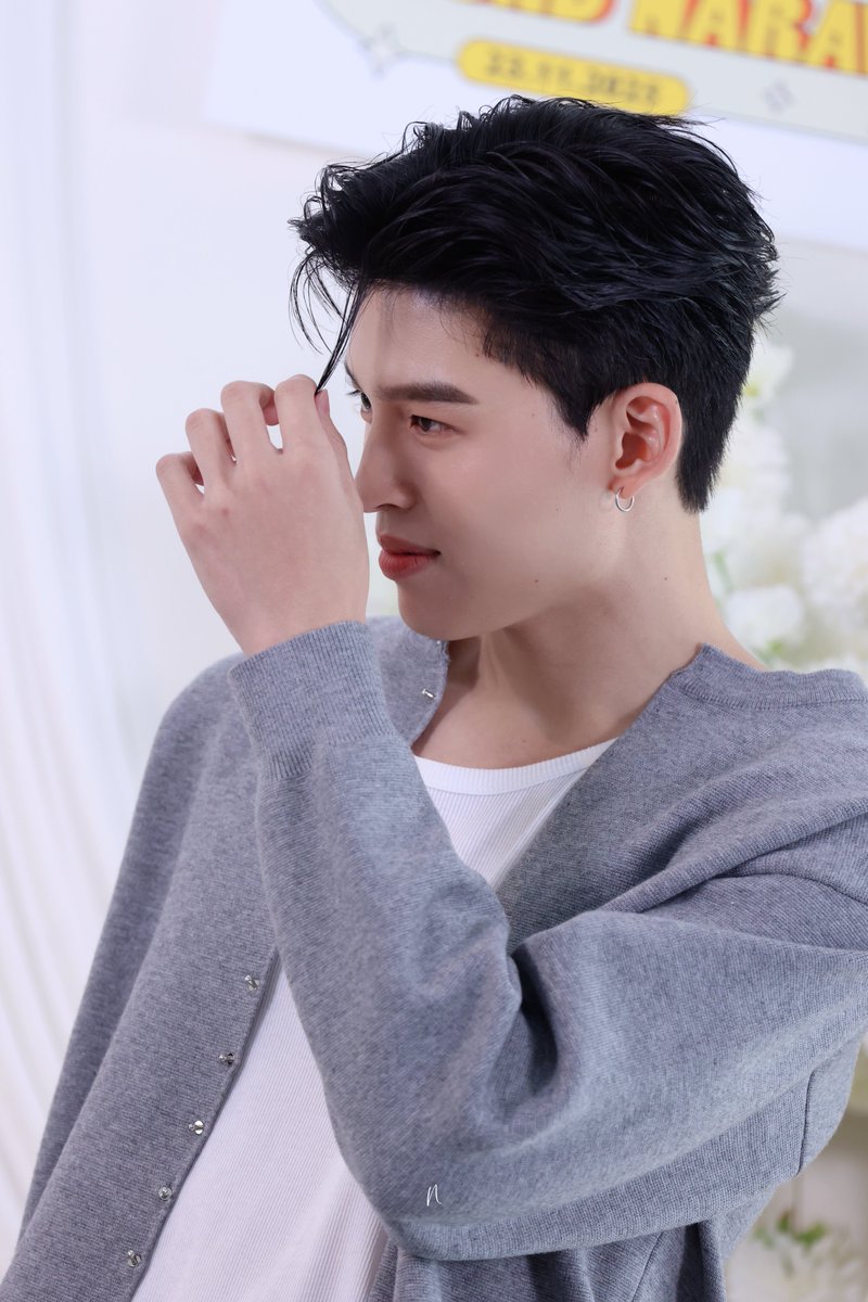 👶🏻

PPNARAVIT WITH ITSSKIN

#ITSSKINxPondCafe
#ITSSKINxPondNaravit
#ppnaravit