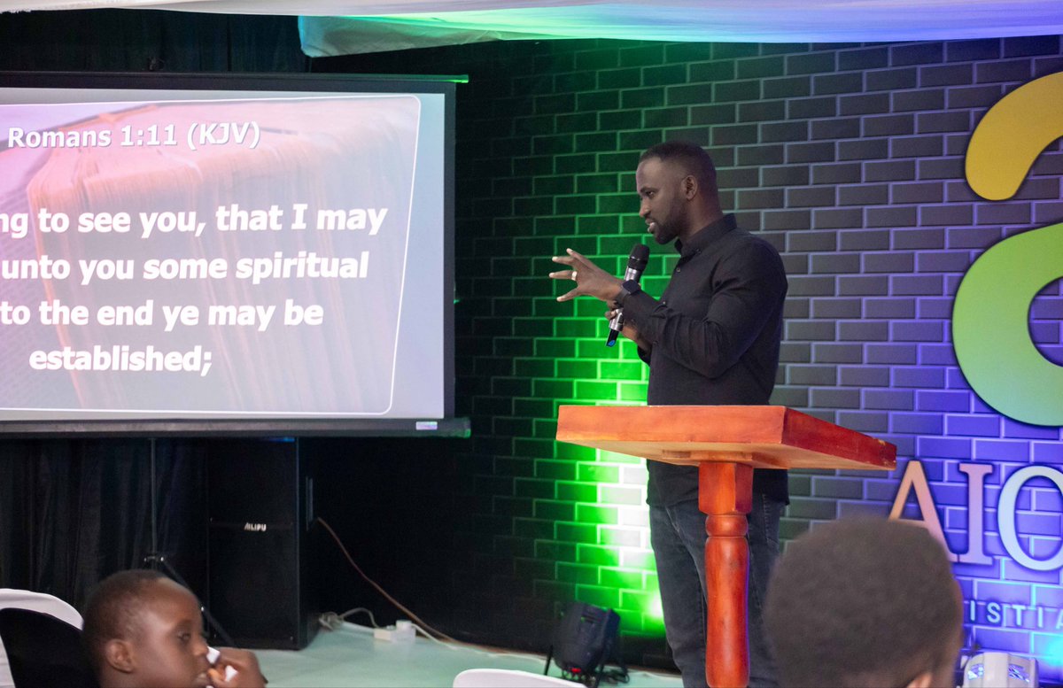 Aionios23's tweet photo. In Christ, you are no longer a stranger you belong to God’s family.
Walk boldly in the identity He has given you.
Happy new week Aionios family. 
#Aionios #IdentityInChrist #YouAreLoved https://t.co/DJMgEac7Xd
