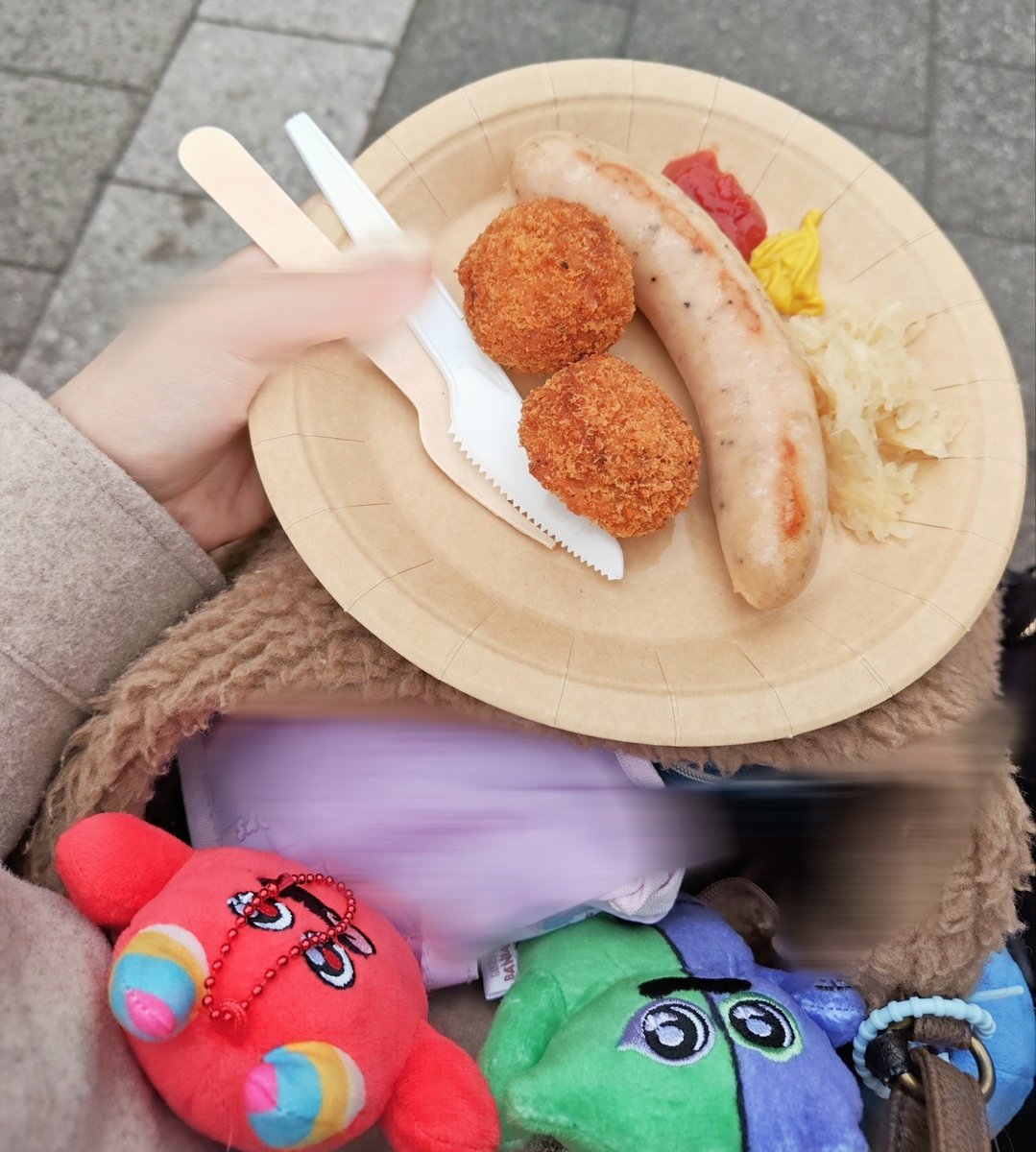 ud_on_0's tweet photo. クリスマスマーケットに行ってきた🥳✨ https://t.co/Uf5g4NN7So