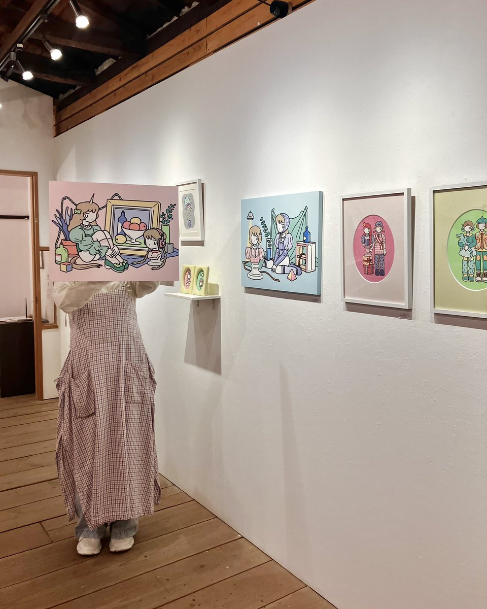 ondo_creative's tweet photo. 【GALLERY｜@ondo_creative】

あんのん個展
『unknown people』

先ほど無事終了いたしました！

会期中会場に足を運んで下さった皆様、SNS上でお楽しみ頂いた皆様、あんのんさん、ありがとうございました！

展示作品の一部は、引き続きondoオンラインストアでご覧いただけます◎

→ https://t.co/wSc0O98bVB