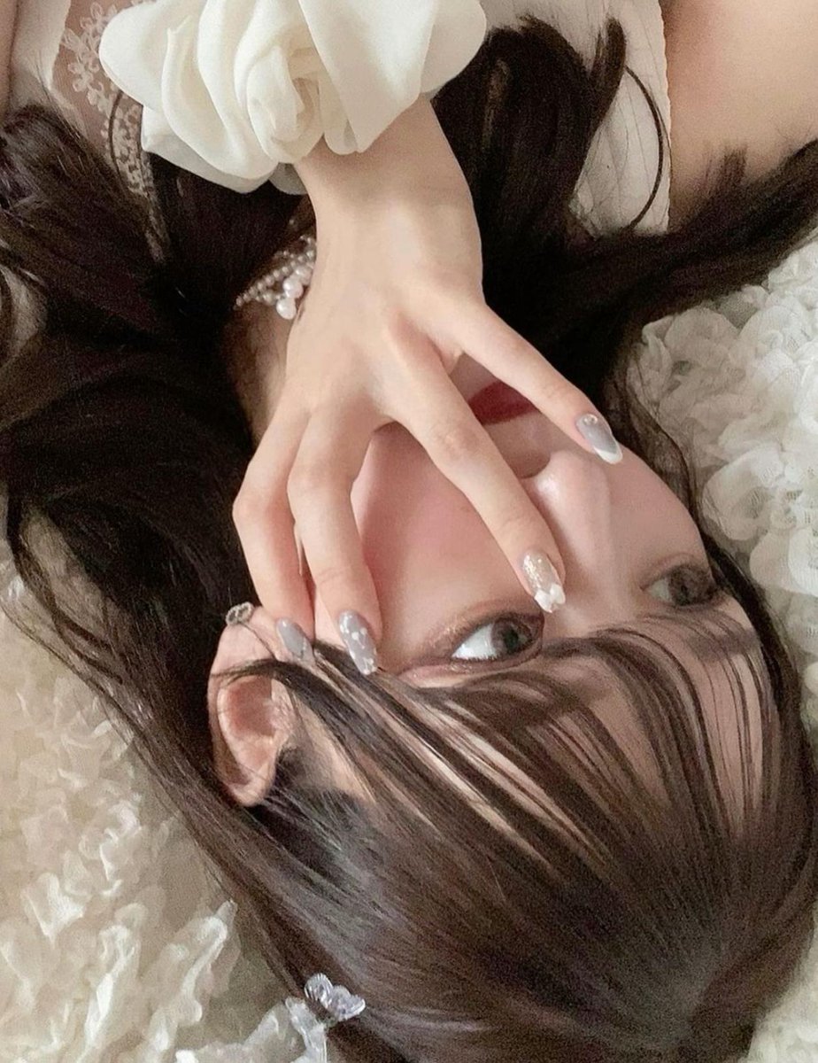 LaydeeBoot318's tweet image. やっほー 気分最高！けど気づいたらもう夜だ😳！ ☕