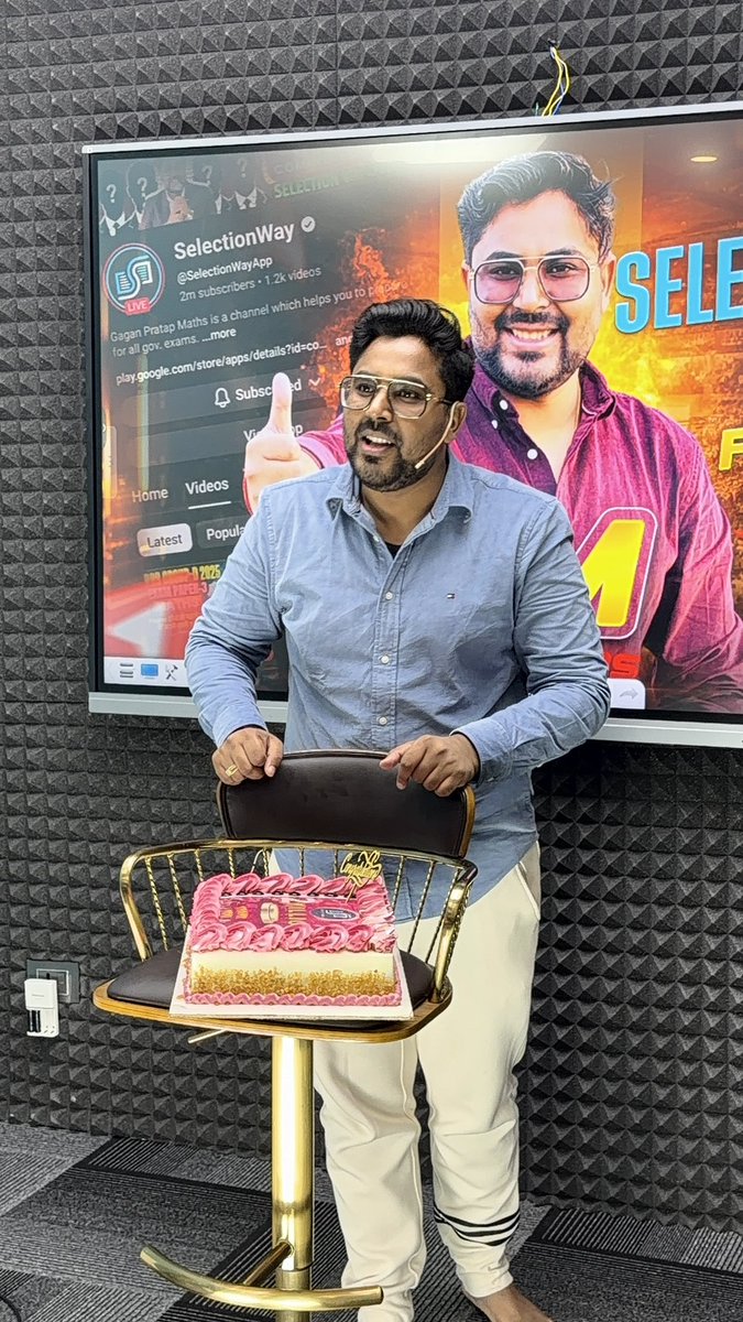 GaganPratapMath's tweet image. **“2 Million Strong! ❤️🚀
आप सभी के भरोसे, प्यार और मेहनत की वजह से
आज Selection Way YouTube channel इस मुकाम पर पहुँचा है।

ये सिर्फ़ हमारा चैनल नहीं—
आपके सपनों, आपकी मेहनत और आपके selection की कहानी है।

Thank you, Railway, SSC, Police, …
हर उस बच्चे का धन्यवाद,
जो रोज़ मेहनत…