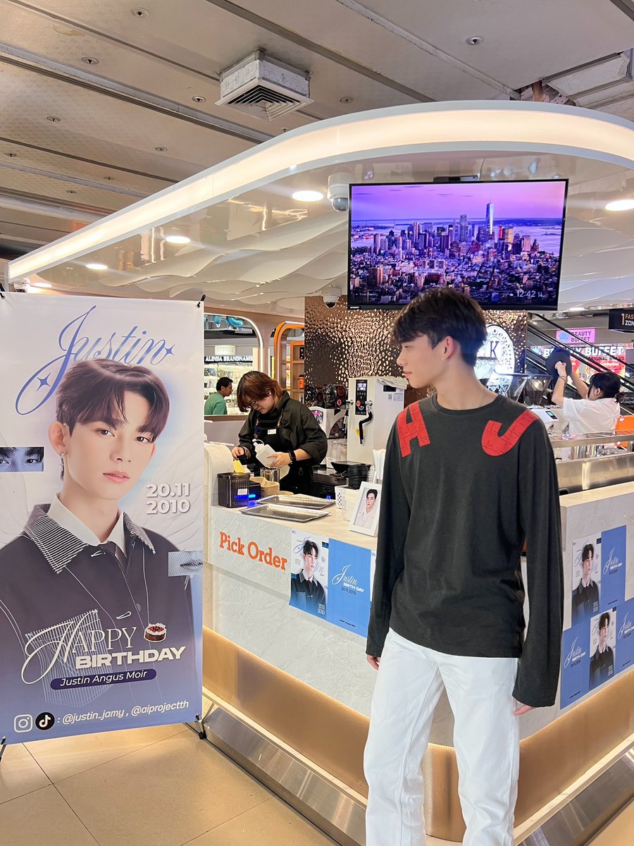 justinmmoir tweet media