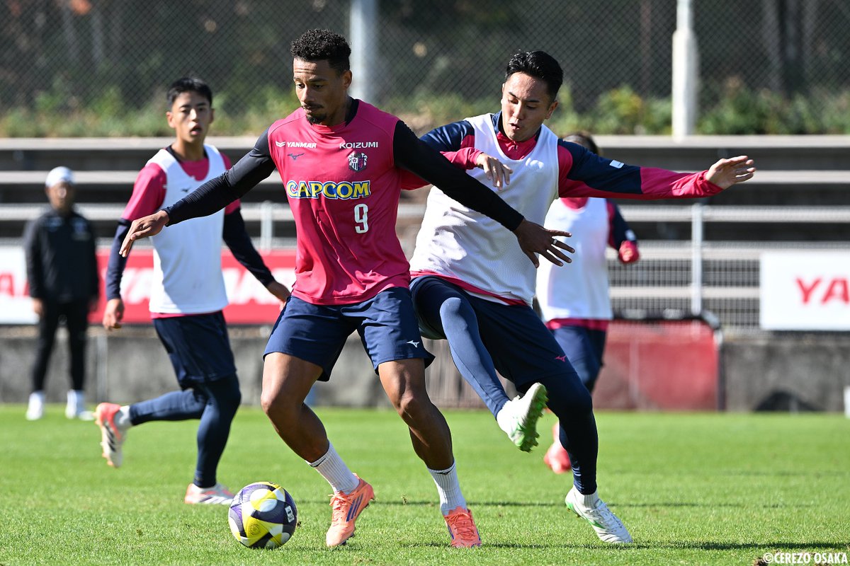 🌸今日の舞洲🌸 本日は公開でのトレーニングを実施しました⚽🏃 代表の