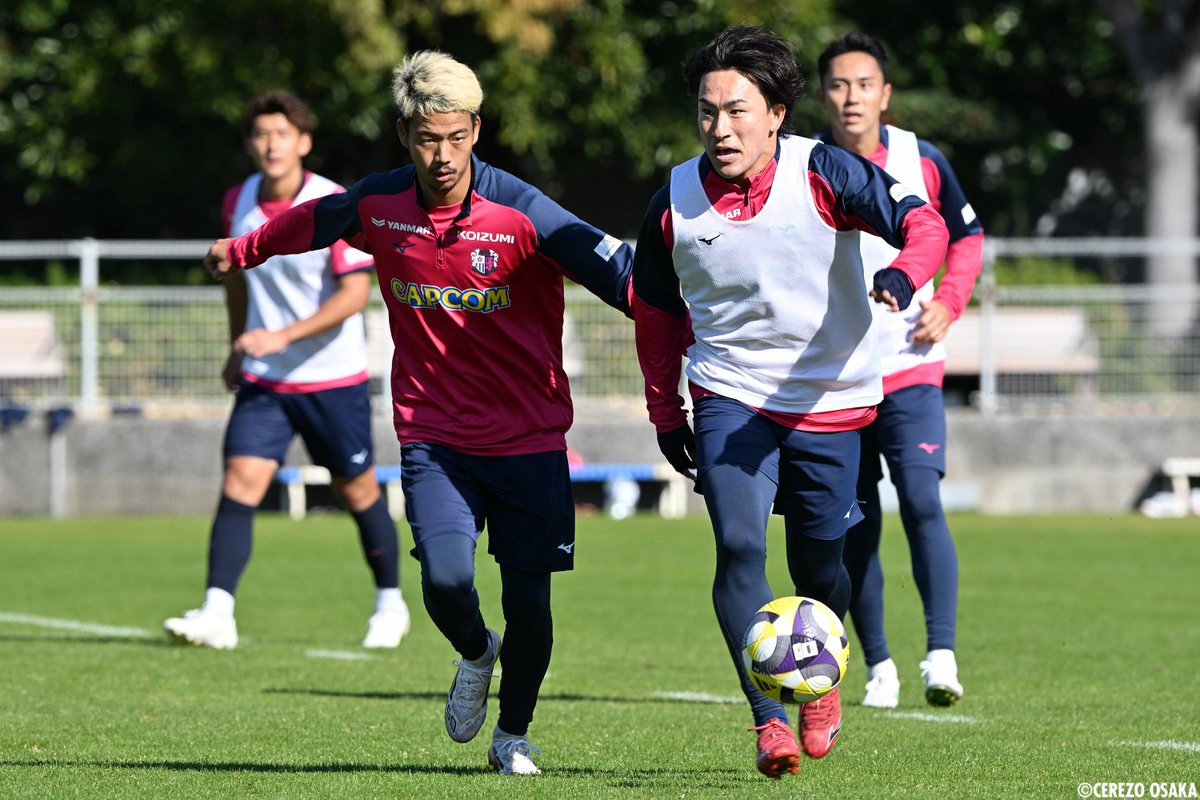 🌸今日の舞洲🌸 本日は公開でのトレーニングを実施しました⚽🏃 代表の