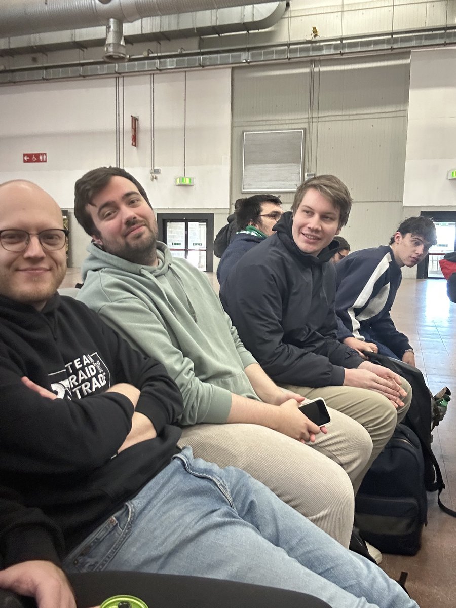 Team Raid'n'Trade tweet media