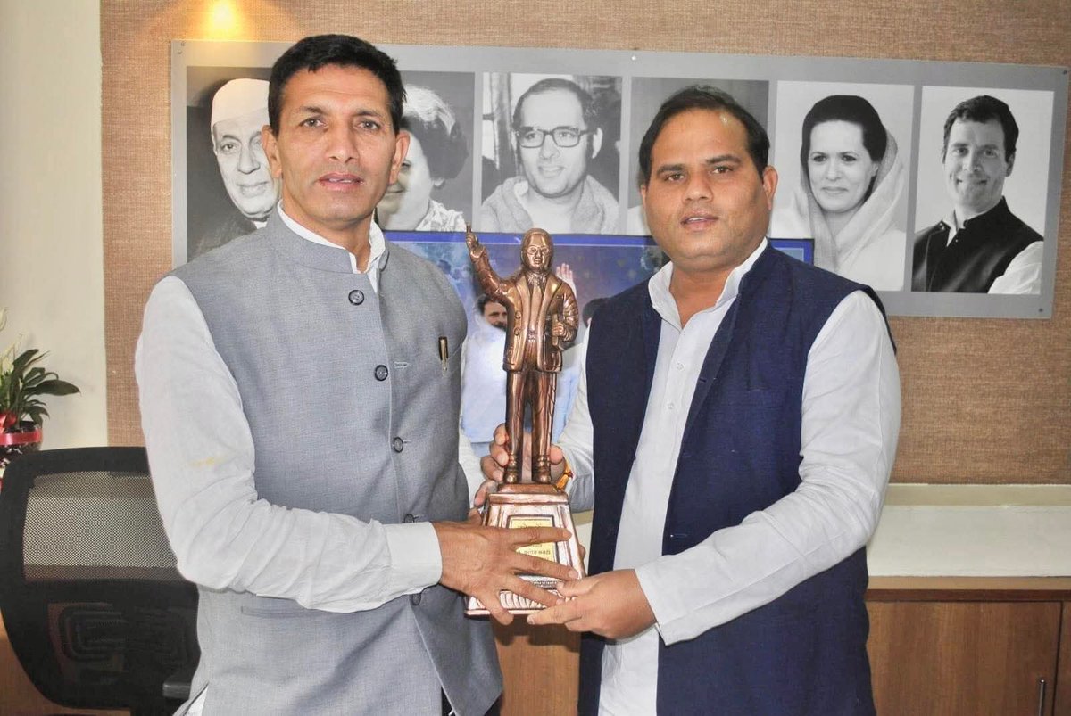 rajeev_gujrati's tweet image. शुभकामनाएं 
कांग्रेस के अनुसूचित विभाग के प्रदेश अध्यक्ष श्री प्रदीप अहिरवार जी को जन्मदिन पर बधाई और हार्दिक शुभकामनाएं।
@_PradeepAhirwar