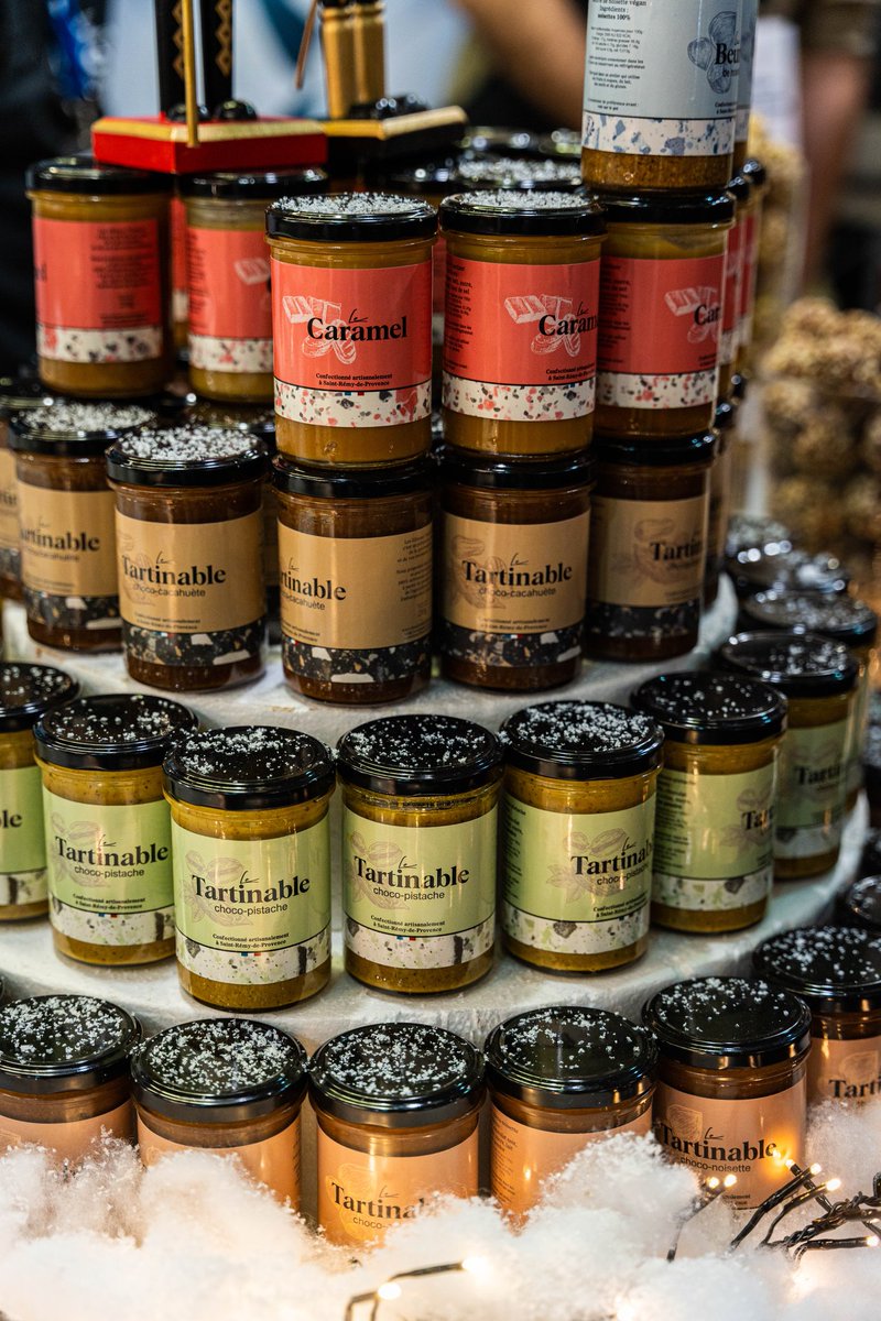 didier_andres13's tweet image. Heureux de m’être rendu hier soir à Provence Prestige, un événement qui met en lumière l’excellence et le savoir-faire provençal. 

Entre artisans passionnés, produits d’exception et traditions vivantes, la Provence révèle sa singularité et la richesse de son identité. 

Fier de…