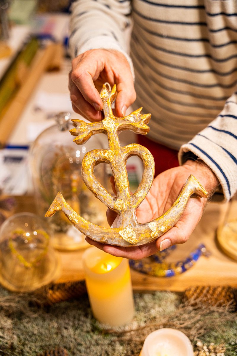 didier_andres13's tweet image. Heureux de m’être rendu hier soir à Provence Prestige, un événement qui met en lumière l’excellence et le savoir-faire provençal. 

Entre artisans passionnés, produits d’exception et traditions vivantes, la Provence révèle sa singularité et la richesse de son identité. 

Fier de…