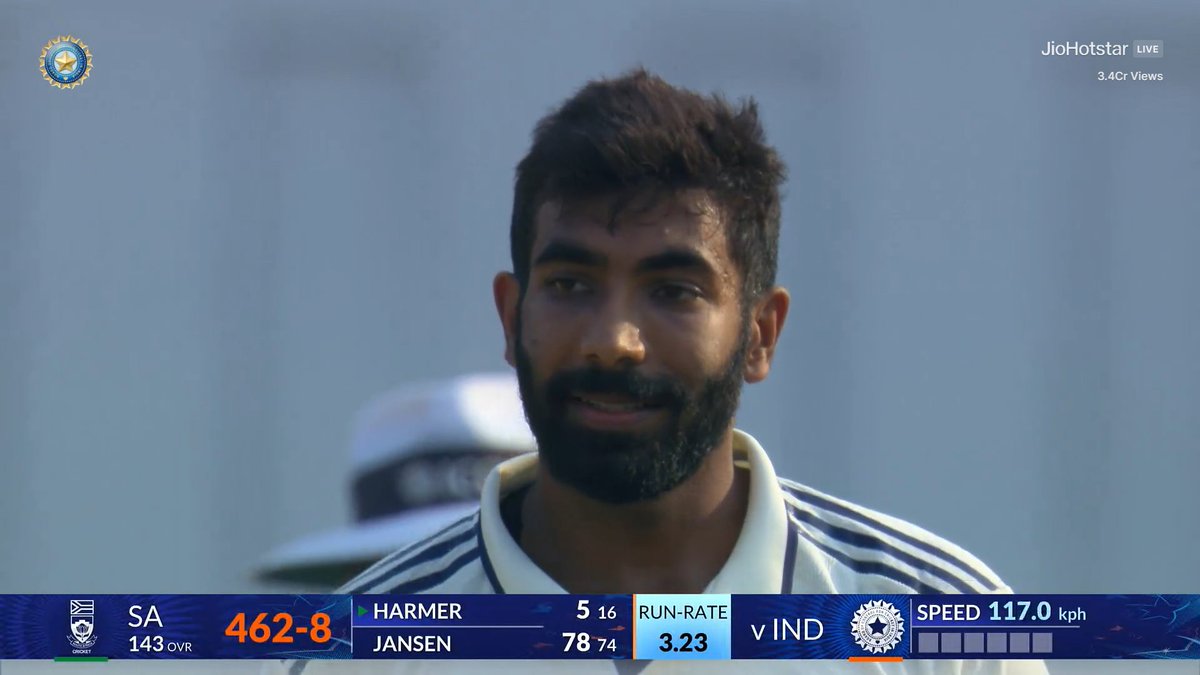 CricCrazyJohns's tweet image. WHAT A BALL BY BUMRAH 🥶

- He cleans up Harmer, South Africa 9 down.