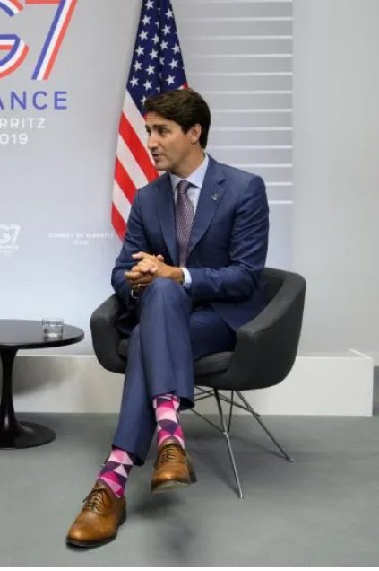 tobbbh's tweet image. Or sitting sidesaddle?