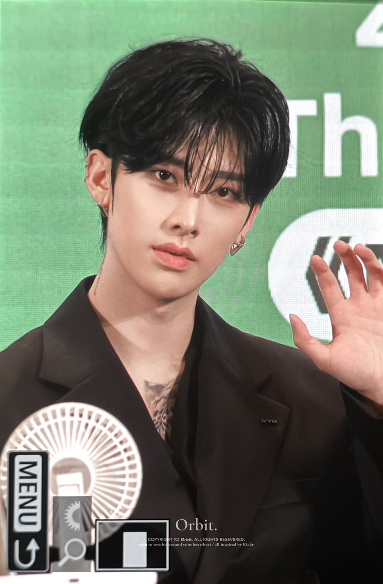 𝐎𝐫𝐛𝐢𝐭. tweet media