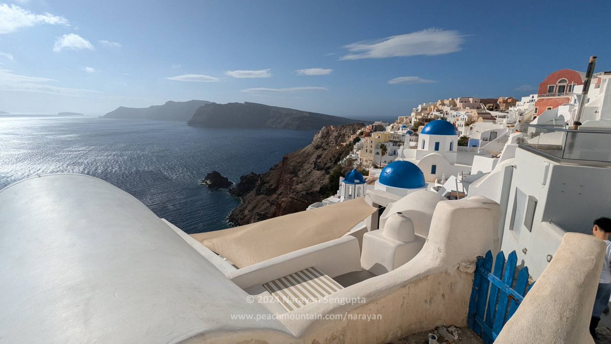 USAS_WW1's tweet image. #Greece #Ελλάδα #Luxury #travel #Santorini: Καλημέρα! Santorini is correctly famous for its breathtaking beauty. In November, you can have the island to yourself! No crowds! And we met the plumpiest, friendliest cat ever! We loved him! @BVisitSantorini  x.com/USAS_WW1/statu…