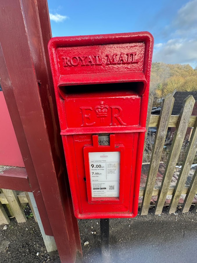 claner's tweet image. #postboxsaturday #Ambergate #Belper
