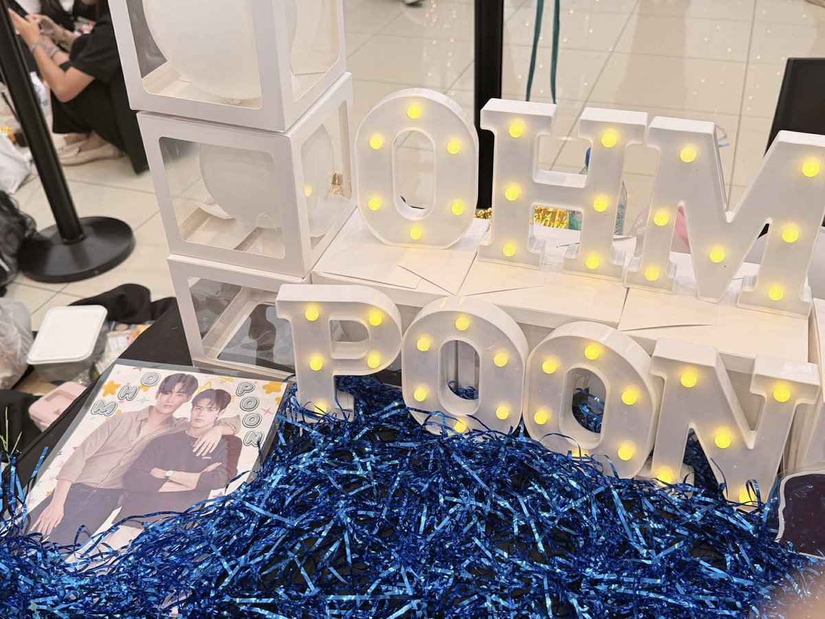 OhmPoon_PHfc819's tweet image. We’re already all out of freebiesss and it’s only been half a day — you guys really showed up today! 😭💙 Thank you so much to everyone who came by, lined up, played our trivia, and shared the fun with us. If you still want to join in, come play our games and win more prizes…