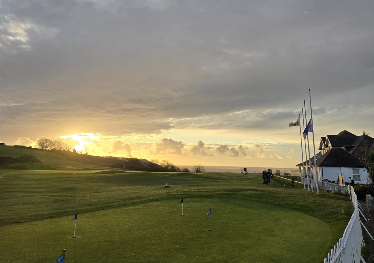 Wales v New Zealand Autumn International 4BBB Stableford 

Results 👇
southerndowngolfclub.com/news/v/2520-wa…