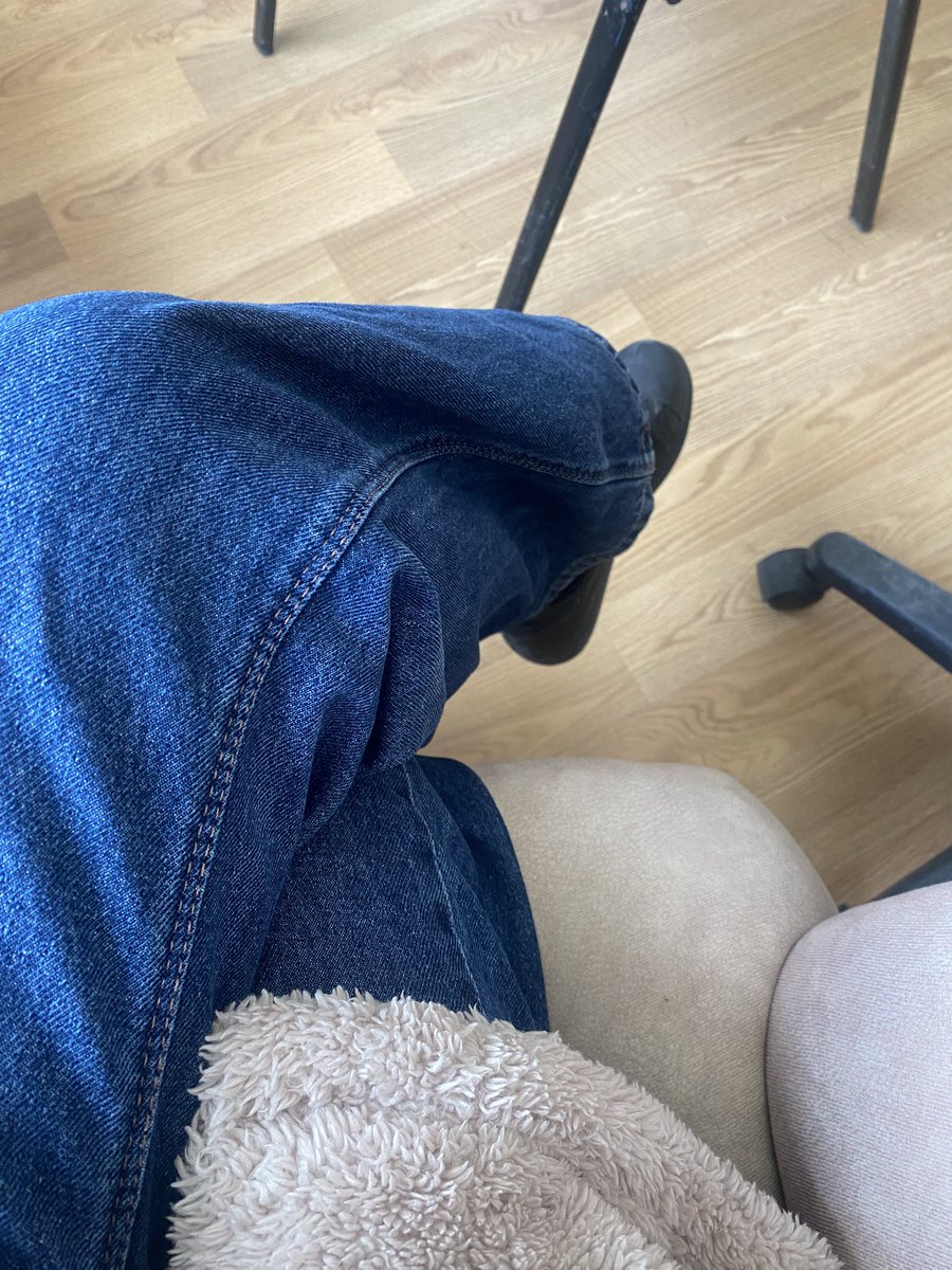 Pazar günü toplantı olur mu ? Olur arkadaşlar 🥹🤦🏻‍♀️