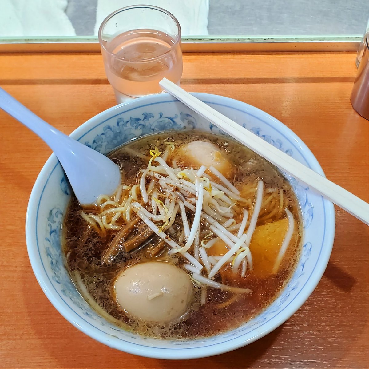 MsLABO6's tweet image. 荻窪 丸福 本店
２０年ぶりくらいに行きましたが、相変わらず美味しくいただきました！
お店があるアーケードも、もうすぐなくなるとか…
#ラーメン