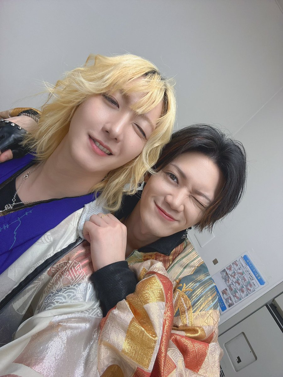 XLAMP_SHiN_'s tweet image. #アリオ加古川 ありがとう🌟

めっちゃ沢山の人が見てくれた😉

明日はツアーin大阪楽しもう☺️
兵庫県、お気に入りです👏

今日のセトリ↓
1.from&quot;X&quot;
2.戦国乱世
3.戦友よ
4.夢魅桜
MC
5.狂炎舞
6.TAMASHII ONDO！

1.from&quot;X&quot;
2.BADKIDS
3.勿忘草
4.WINDOM ROAD
MC
5.ひらひら
6.ホコリ
7.宴

#XLAMP