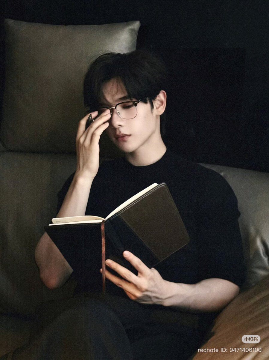 CakeNtn9's tweet image. น้องนายมาลงรูปใน xhs ค่ะ 

🔗xhslink.com/o/8ccpKv9bDoU 

#นายท่านกรชิต #Ninenai #高卿尘 #GaoQingchen  @naninenai99