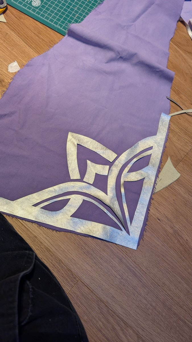 Hello je suis pas morte 
La E2c c'est bientôt 
Je rush encore donc voilà des wip sauvage et je réapparaît en décembre 😭