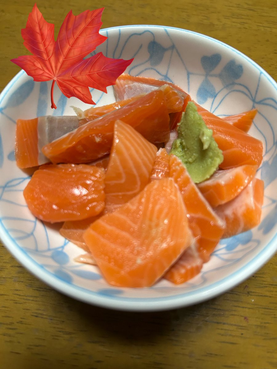 2CMDCA9W0ytAniA's tweet image. ⭐️𓂃꙳⋆こんばんわ🌙*.｡★*ﾟ🌃

🍃勤労感謝の日㊗️お疲れ様でした🙇‍♀️

🌱 ͛.*夕食…𝜗𝜚˚⋆カレー🍛&amp;amp;サラダ🥗

༘⋆✿岩手県産サーモン🐟の切れ端😇
☘️美味しく(*˘͈ ˘͈ ∩♥️∩ ｲﾀﾀﾞｷﾏｼﾀ*ෆ