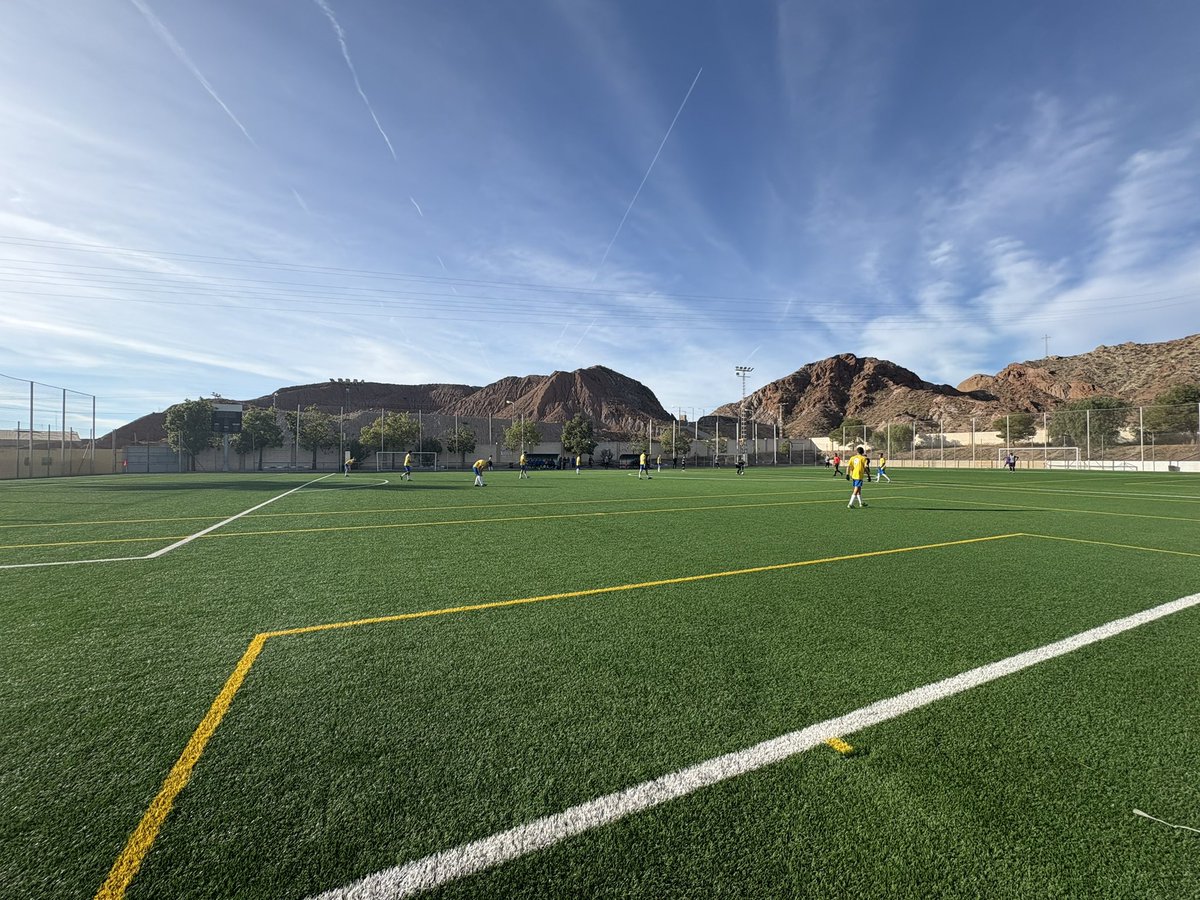 danielito_14's tweet image. Viendo fútbol . Cadete súper liga . 
🏟️Alfonso Embarre