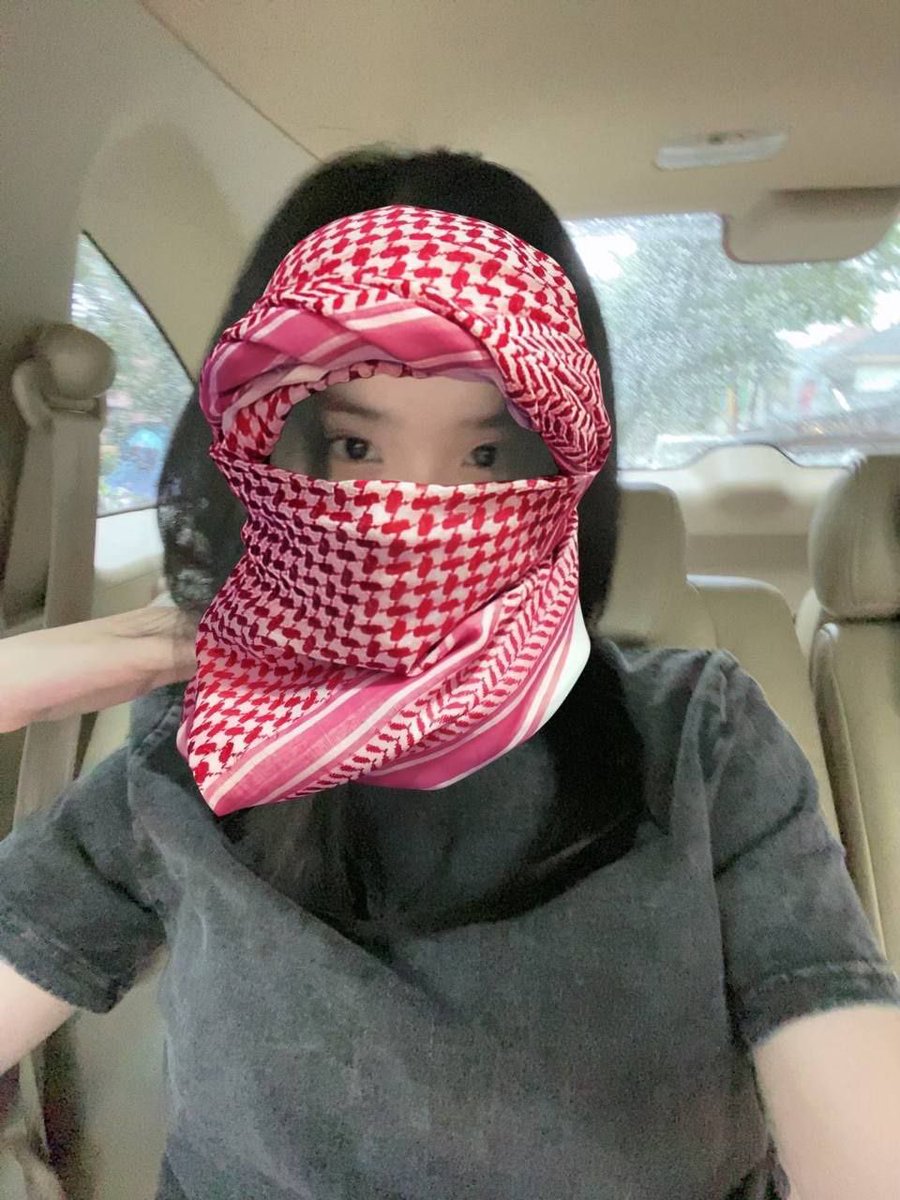 khalsszziie's tweet photo. adaa yg mau nampung pap aku ga? https://t.co/FestU50JAI