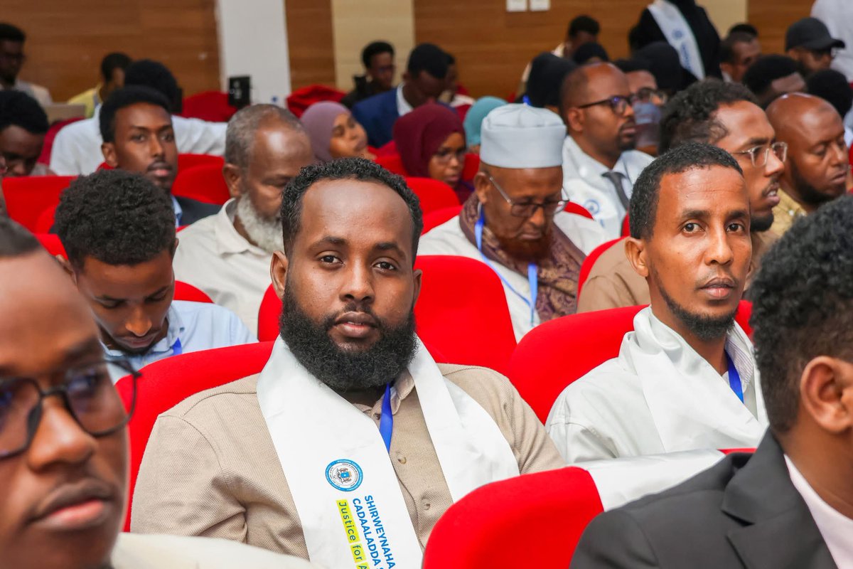 Mr. Hassan Abdi Hassan presented the Performance Audit Report of Mogadishu Central Prison by the Office of the Auditor General at the First Somali Justice Sector Conference, highlighting key findings to strengthen prison management and accountability