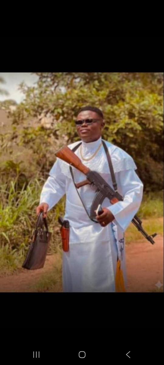 chadoxweb3's tweet image. Happy Sunday on my way to church