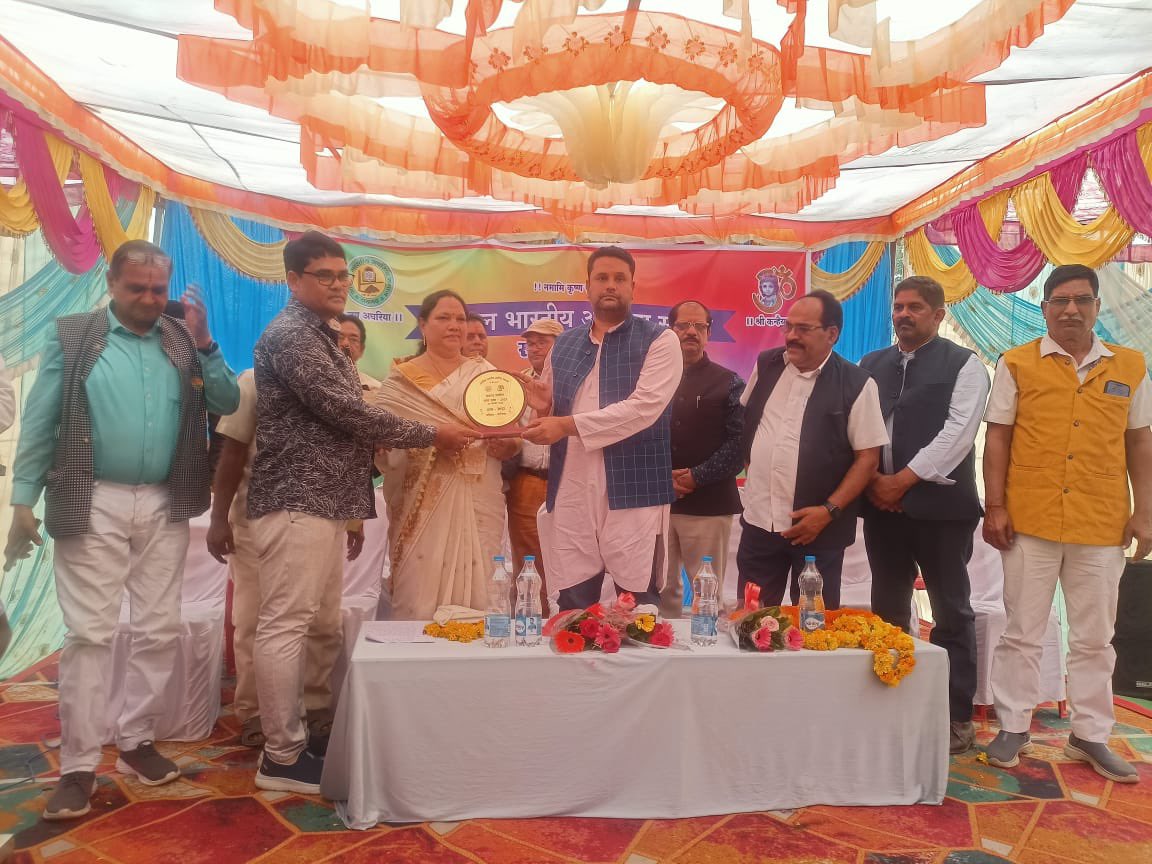 umeshpatelcgpyc's tweet image. आज ग्राम रेगड़ा (वि.खं. रायगढ़) में अखिल भारतीय अघरिया समाज के क्षेत्रीय इकाई ग्रामीण रायगढ़ द्वारा आयोजित ‘‘बालसभा 2025’’ कार्यक्रम मे शामिल हुआ।