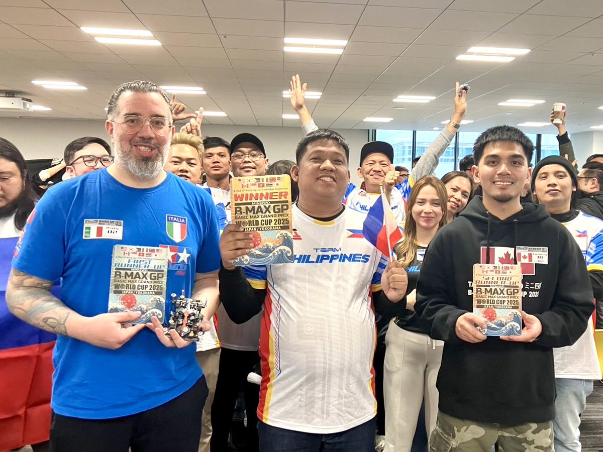 B-MAX GP WORLDCUP2025レース結果発表✨個人戦は白熱したレース展開の中、
優勝🥇フィリピン🇵🇭カルロ選手見事優勝
2位🥈イタリア　イナルシャ選手
3位🥉カナダ　セドフリー選手
となりました✨初出場イタリア🇮🇹勢、カナダ🇨🇦勢が大活躍
youtube.com/live/C1oHM8uxA…
#BMAXGP #mini4wd #worldcup