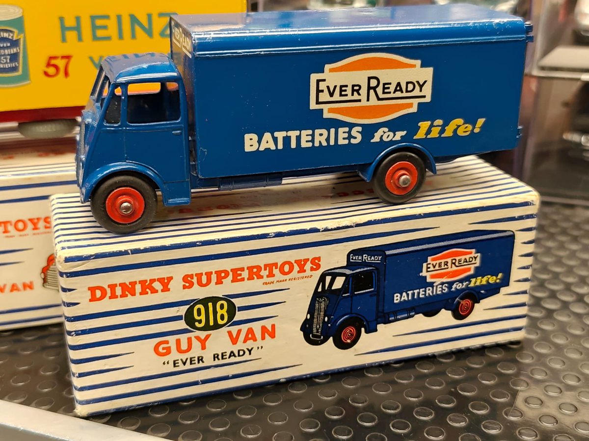 cars_tiny's tweet image. APERTO! Si inizia con questi meravigliosi Camion Dinky Supertoys nuovi in scatola! #tinycars #dinkytoys #models #scalemodel #modellismo #vintage #modellini